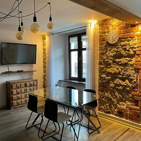 Przy Ratuszu Lejlighed