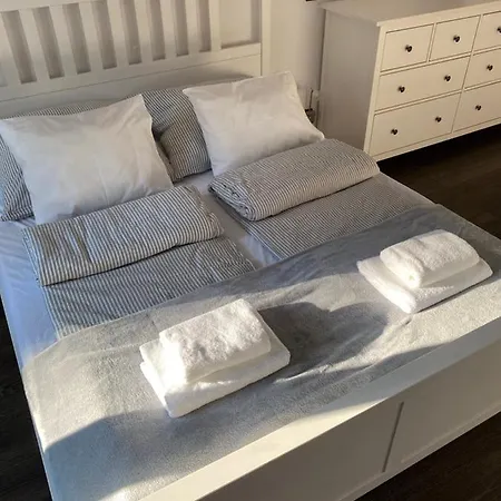 Przy Ratuszu Lejlighed Kłodzko