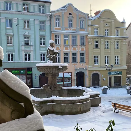 Przy Ratuszu Lejlighed Kłodzko